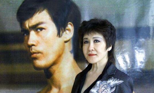 ��С���Ͷ���ʲô��ϵ �������½�����Ƭ�ع�