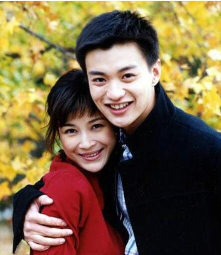 ͯ������ĬǰŮ���� ͯ����һΧΪʲô����