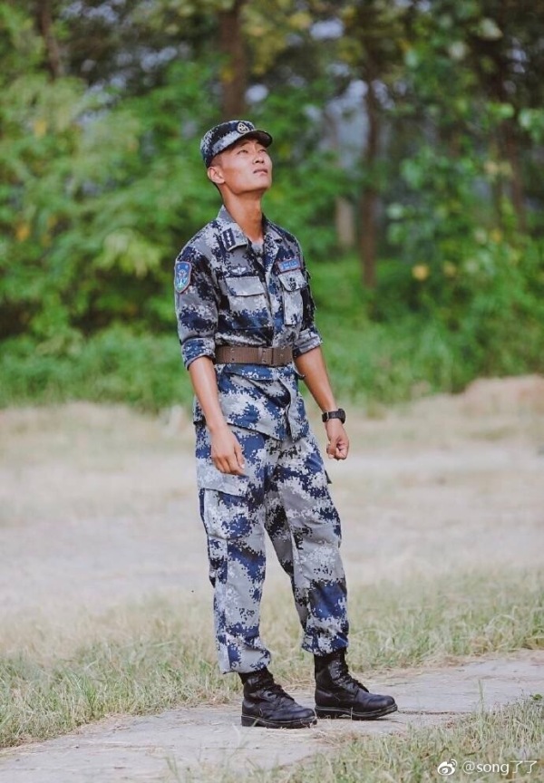 �����ʺ��������ֿ���һ������ ��������������������һ��