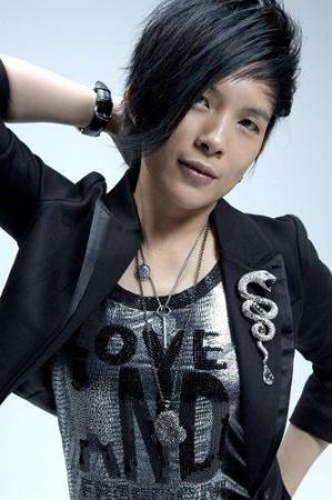 ��������Ů�Ļ������� ��������ǲ���ͬ����