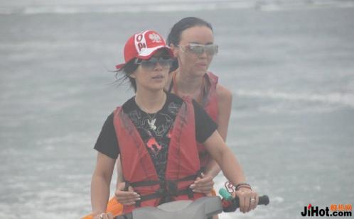 ��������Ů�Ļ������� ��������ǲ���ͬ����