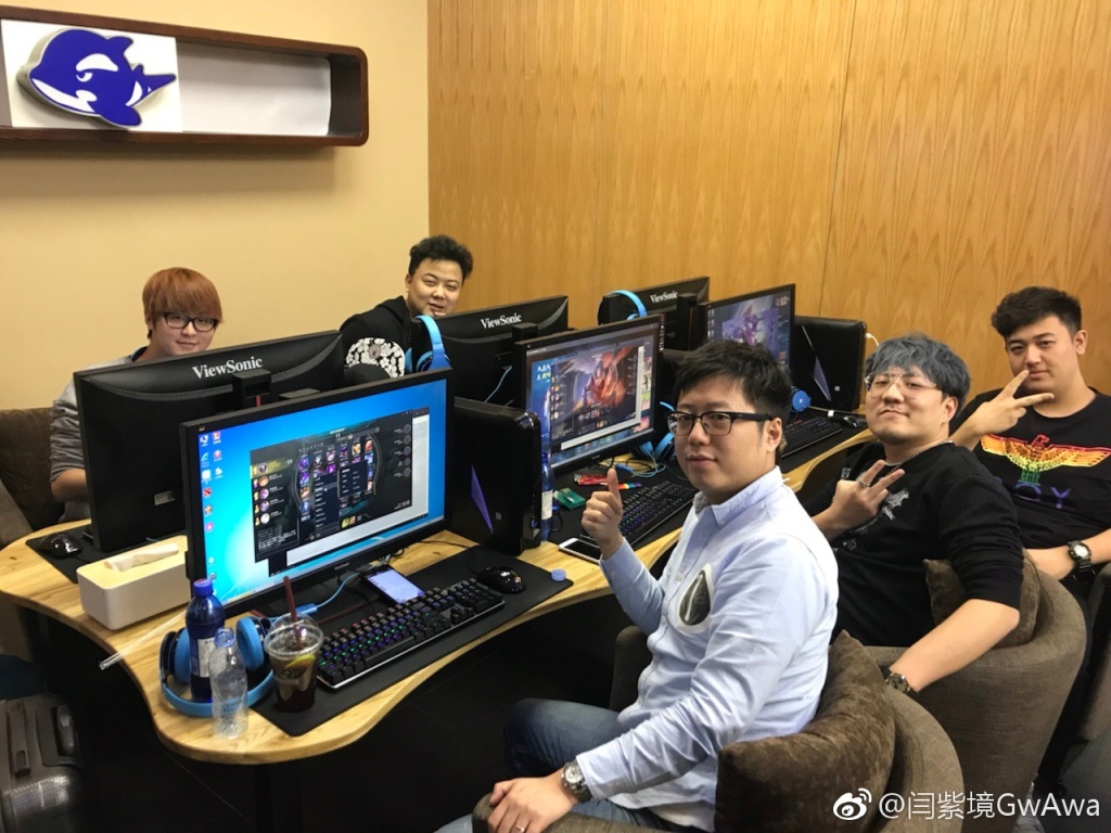 ���Ͼ�Ϊɶ���޵� ���Ͼ�gwawa������˭