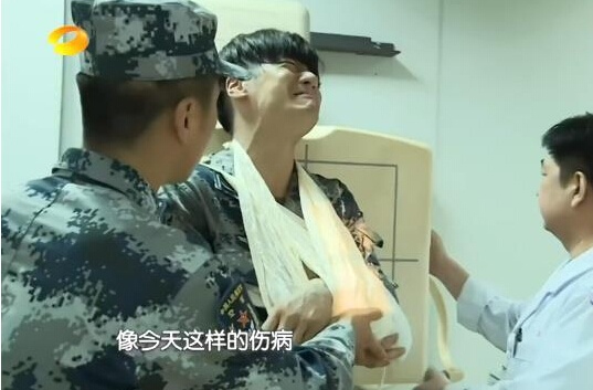 ������������Ƭ�ع� ��������Ů����