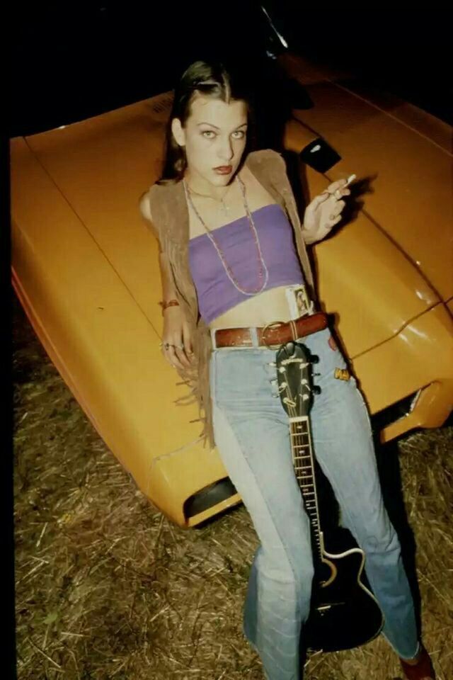 ����������ά���Ǻ����뼸��Ӱ�� ������һ�����Ƭ���ж���