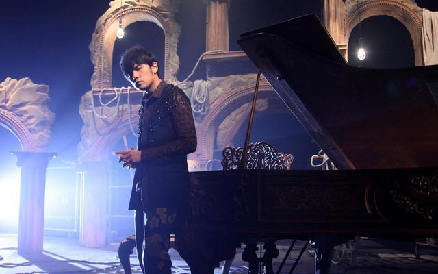 �ܽ��׳��Լ����ձ���������� �ܽ����ڻ�����̳�ĵ�λ��������