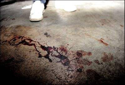 ۳�ı������ֳ�ͼƬ ۳�ı����¼��е���ĳ��˭