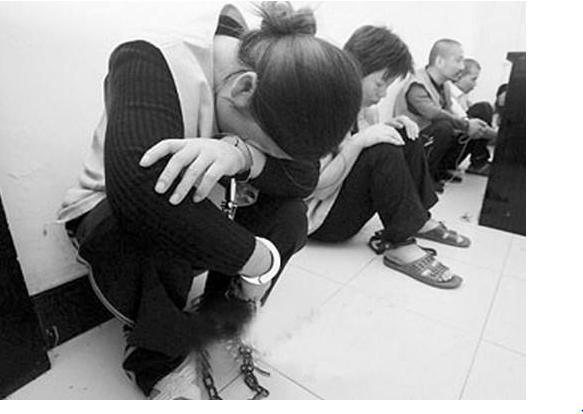 ��ͥ����Ƭ���� �����Ķ��ǵ�ʱ�ǳ������ķ����Ż�ͷ��