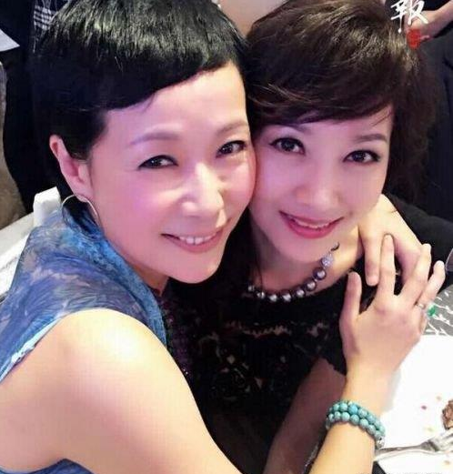 ����֥����ǰ��Ա����ع� ����֥Ϊʲô�ܻ�Ҷͯ