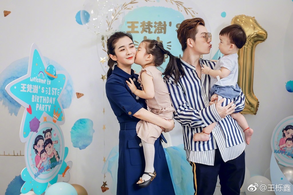 ������Ϊʲô�к��� �������ж���ǰŮ��