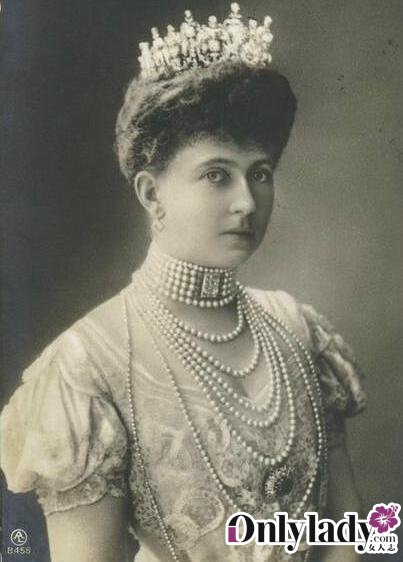 ά������Ů���������Һ������ ŷ�����Ҷ�������ͼ��