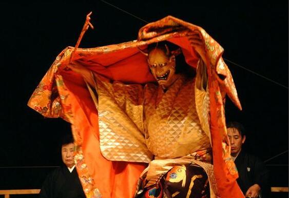 �ձ���䴫˵���˰���������ʲô�� �������Ǵ������С��