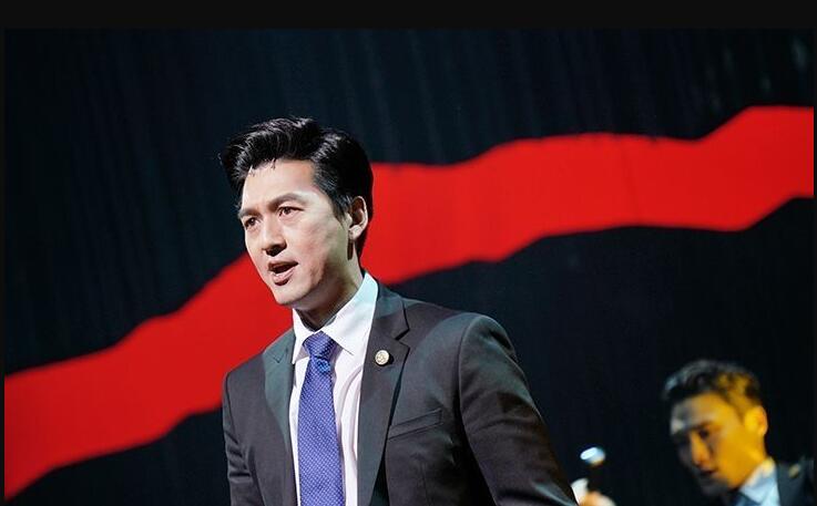 ���ģ�ں���������� ������Ů���������Ҿ����