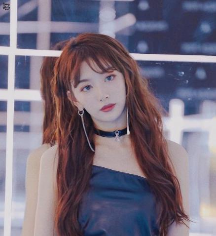 �����ѩ�������¼������� ����ǰŮ������˭