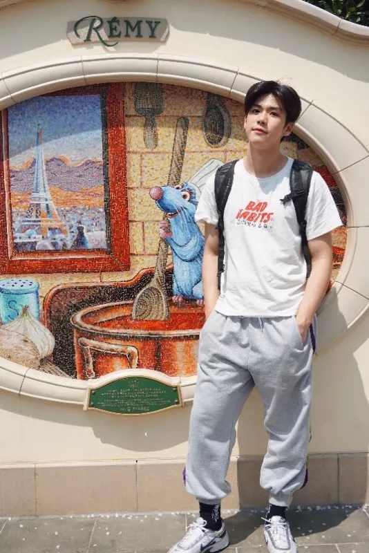 李晋晔为什么叫草哥 他多大了广东哪里人