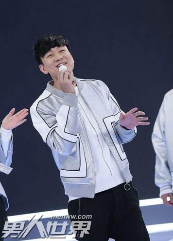 �ֿ����������ﳪ�ĸ��ʲô �ֿ��ܵ�������˭