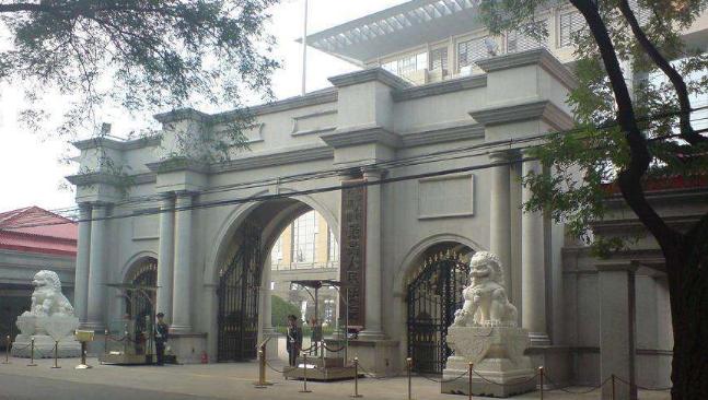 ������ԺΪʲô�ж�˩��׮��ʯʨ�� ѧУ��������Ų�������ô����