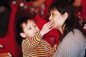 �ƹ�ǿ����׳������ʱ��Ƭ �м�������׳���ǵڼ���