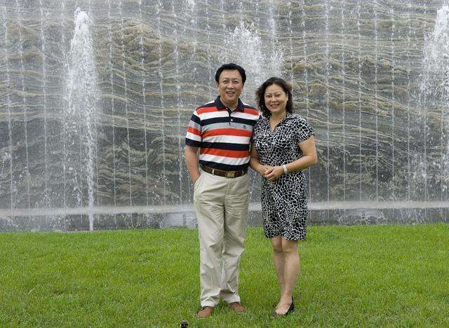 唐国强老婆壮丽年轻时照片 有几个妻子壮丽是第几任