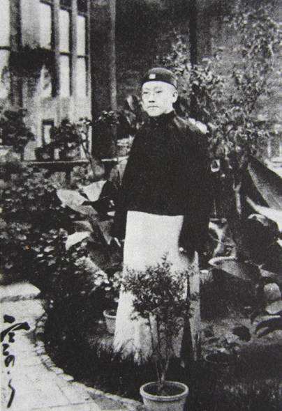 Ԭ���������ı��� ������Ů�ֱ�Ϊ