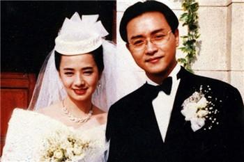 ë˴��ΪʲôҪ�ܾ��Ź��ٵ��� ë˴��Ư��Ů������