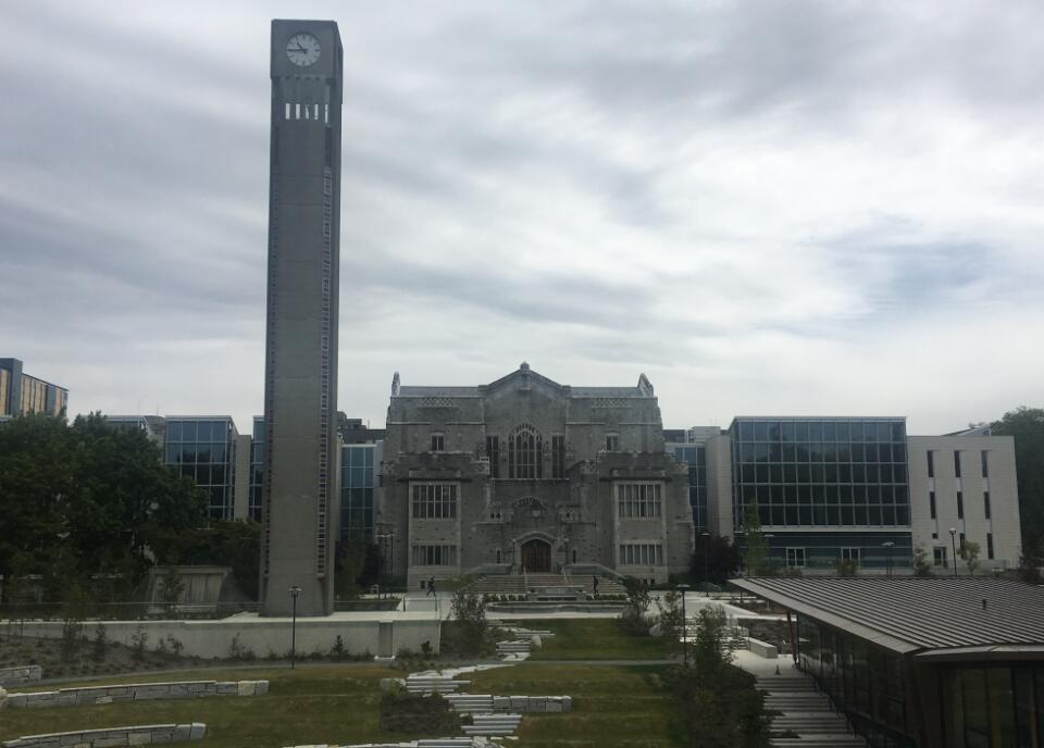 ������˭ ��ҵ�ڲ��е߸��ױ��Ǵ�ѧ