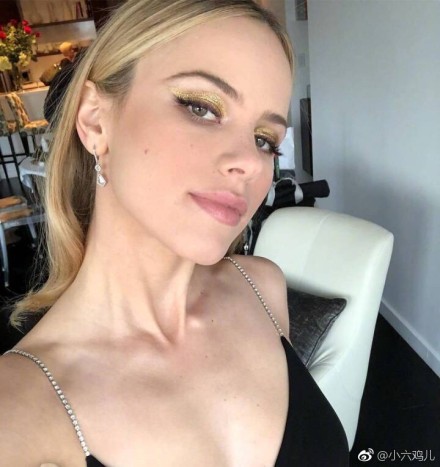 ������˹��üüë����������� ���������Ů������Ƭ����