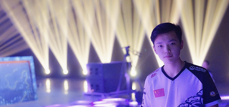 4am�´���ʫ��߿�700��������� �´�Ϊʲô������