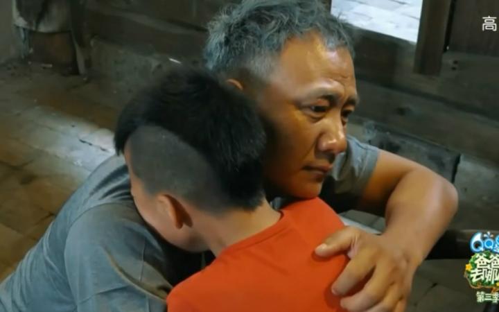 胡皓康是谁 胡军对儿子格外的疼爱爱护