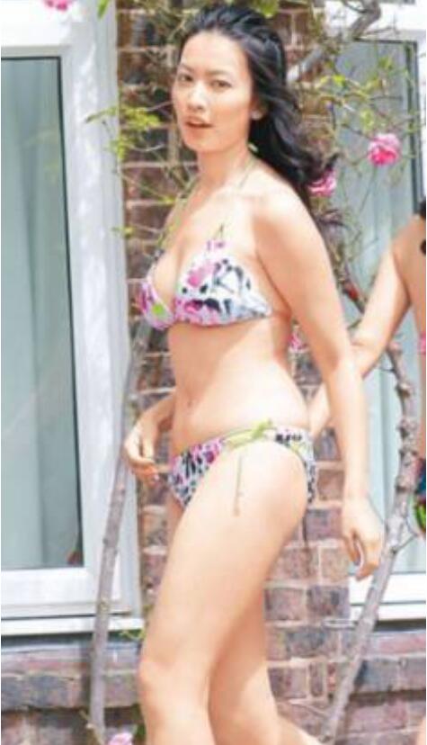 ��ǧѩ��������һ���� ��ǧѩӾװ�Ը���Ƭ�ع�