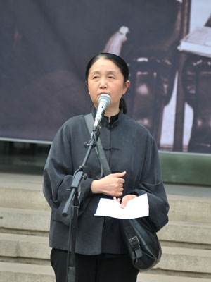 ��ҹ̷��˭��Ů�� �µ���Ů����ҹ̷��˭