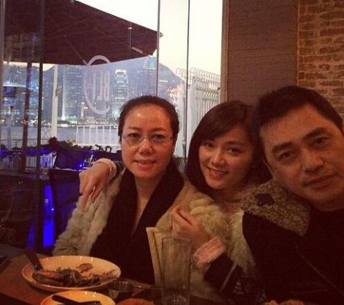 ��������������ͼƬ Ů���������⸸��Ϊż��