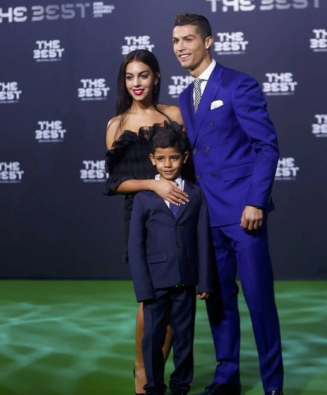 c����������һŮͼ C�޵ĺ�����˭����