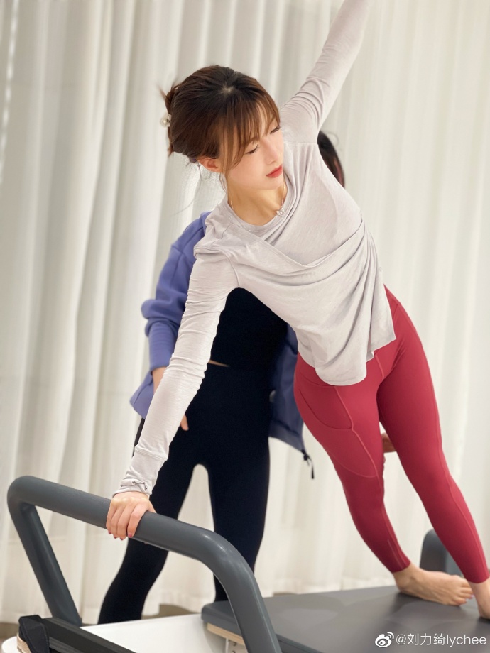 �����ǰ���Ϲ���˭ ������ĸ���ѧ���������ϣ�