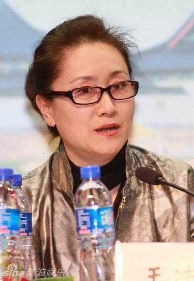 郭峰怎么没消息不出来了?郭峰妻子叫王冼平两人有2个女儿