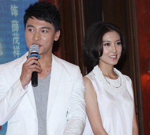 贺刚现实中的老婆是谁?贺刚和刘德华合影照片