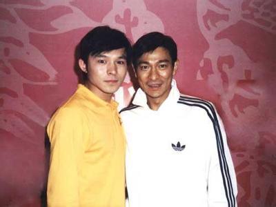 贺刚现实中的老婆是谁?贺刚和刘德华合影照片