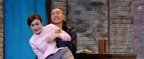 ���������ԱϮ�� �̵�����Ȧ����Ϯ����ɧ��ʮ��λ����Ů��