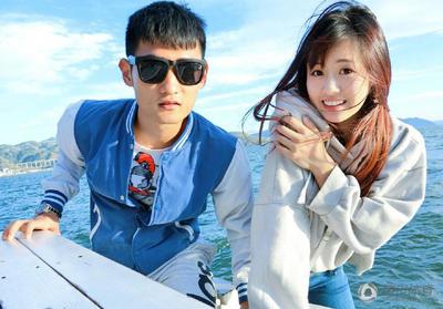 ����������Ů�ѽ������Ƭ ��������н����Ǯ