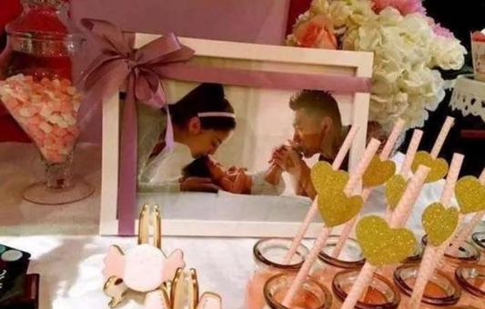 �ڴ󱦵�������˭ ò�����Ѿ����������