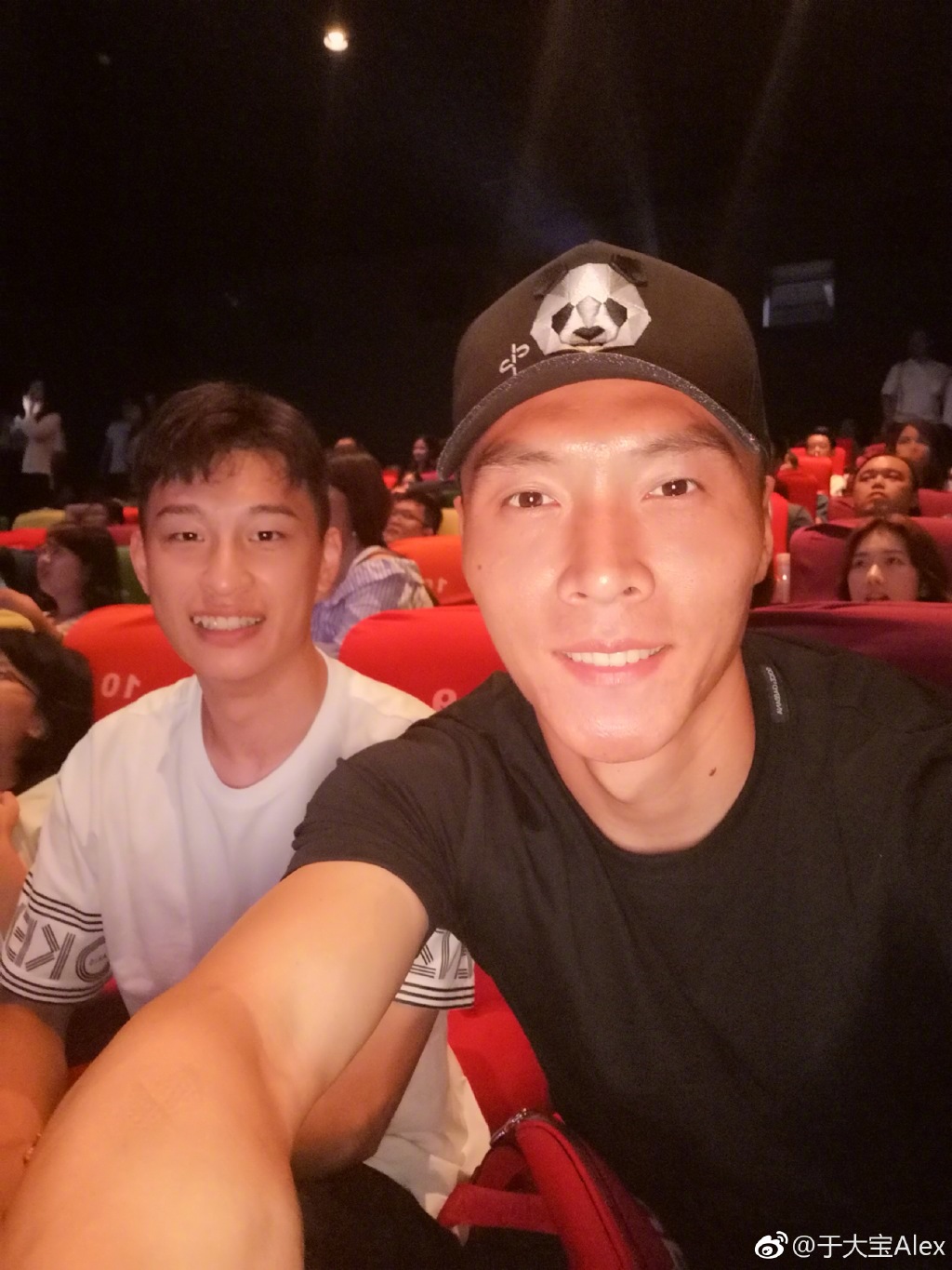 �ڴ󱦵�������˭ ò�����Ѿ����������