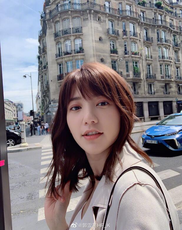 两年之后,郭雪芙和另外两名女艺人宋米秦,李毓芬组成了dream girls的