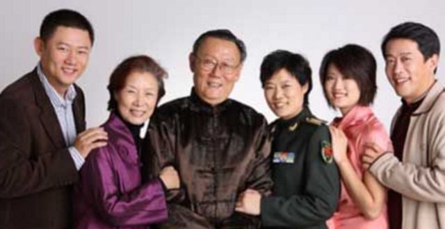 ����߸������ϼ�� ����������μǰ��ݶ��ٽ�ɫ