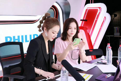 薇娅和四哥是什么关系 薇娅与四哥是同父异母的兄妹吗