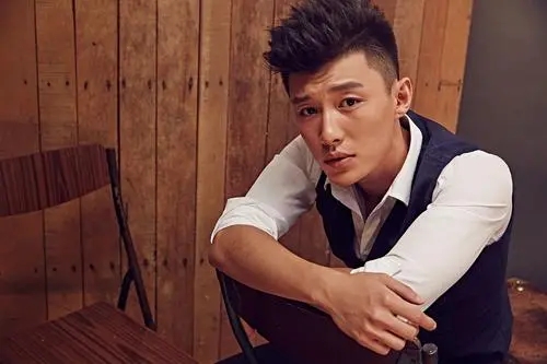 ��Ա������˭�Ķ���ĸ�����δ����� ������δ�����Ƭ�Ա��е���