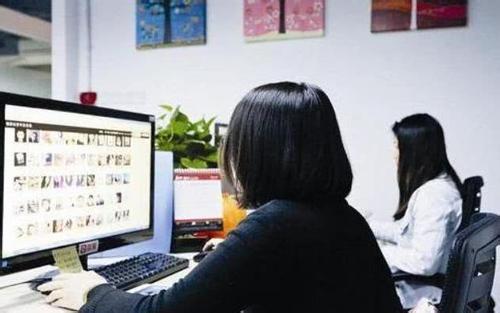 Ů����ʦ�Ǹ���� ������Щ�㻹Ը��Ȣ������