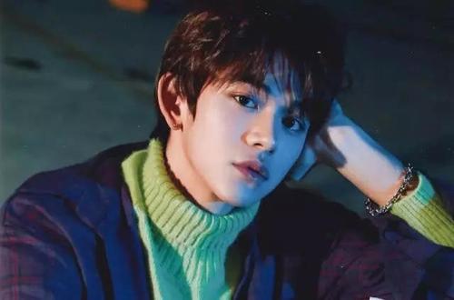 ����������������� ��������������ϵ��һ�㻥���е�����һ����