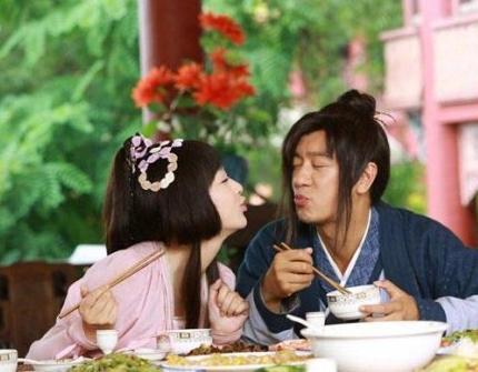 �º���7��ǰ׷����������һ����� �º�������Ů�Ѷ���˭��ʷ����