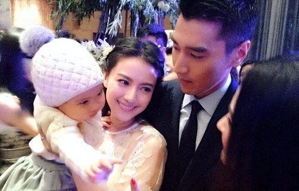 8年后再看高圆圆 才发现她和赵又廷结婚是最正确的选择