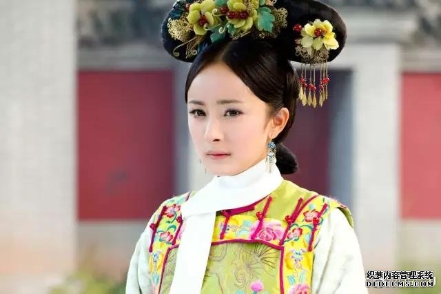 杨幂养小鬼是真的吗 杨幂养小鬼后长相 杨幂的孩子是养的小鬼