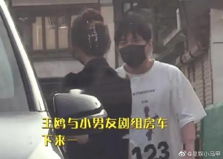 ������ξŻ��������ϼ�鱳������ �ξŻ����Ǹ�ʲô�ĸ�������